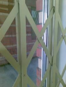 Двери раздвижные решетчатые из стальной полосы Город Уфа