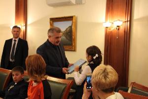 В Уфе наградили юных жителей республики нагрудным знаком «Горячее сердце» Город Уфа IMG_7862.JPG