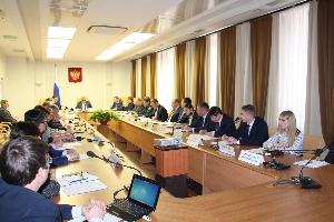Реализацию в регионе стратегических государственных задач обсудили на совещании у Михаила Закомалдина IMG_6402.JPG