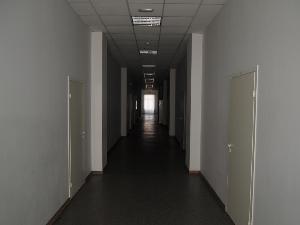 Сдаются в аренду офисные помещения площадью от 15 до 70м2 в здании, расположенном на территории Химпрома (ул. Путейская, д. 25)  Город Уфа 5.JPG