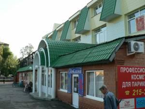  Продается торговый дом в Стерлитамаке Город Уфа вход в торговый дом со стороны ТЦ Альянс.JPG