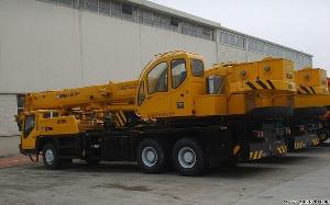 Автокран 30 тонн XCMG QY30R.jpg